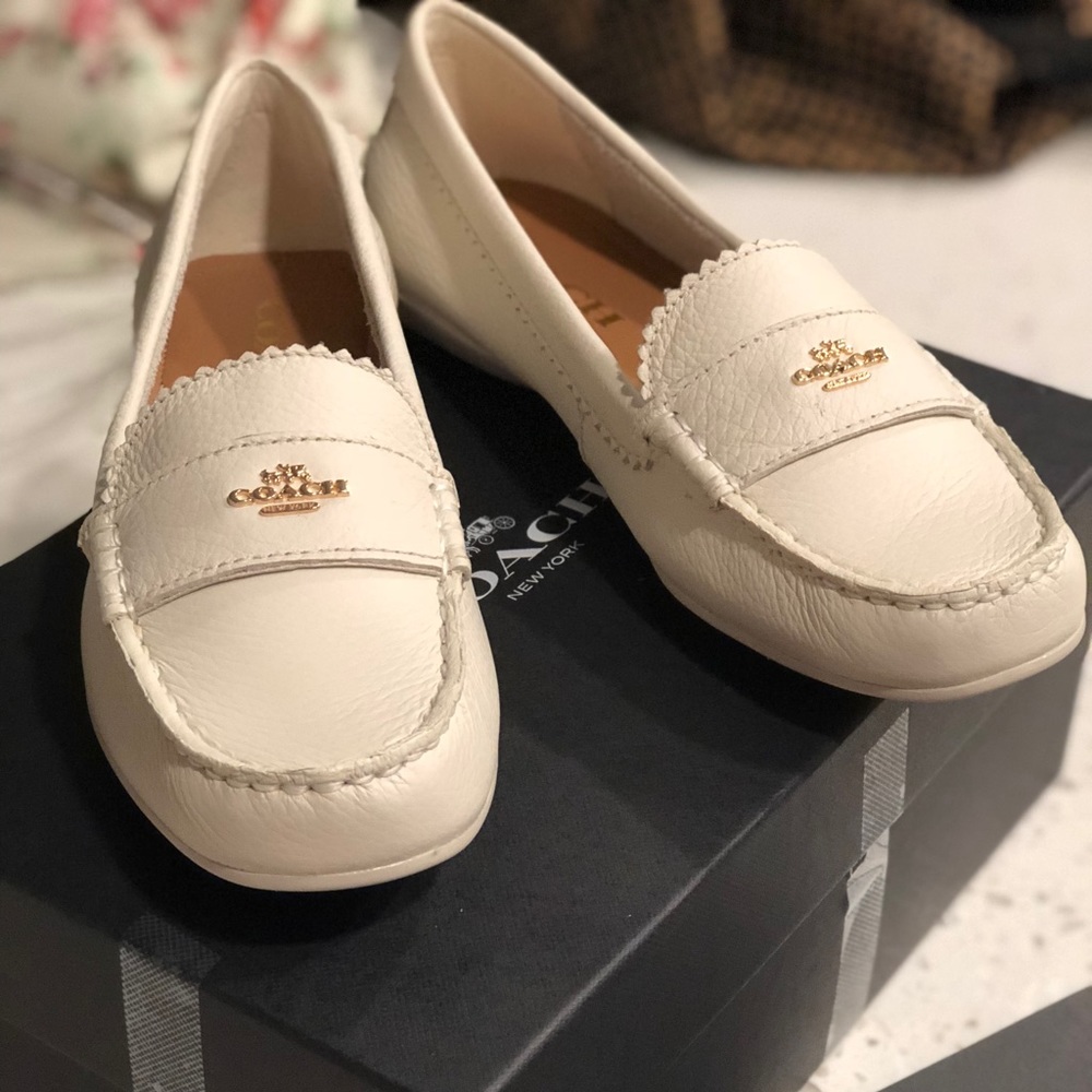 Coach flats - NEW